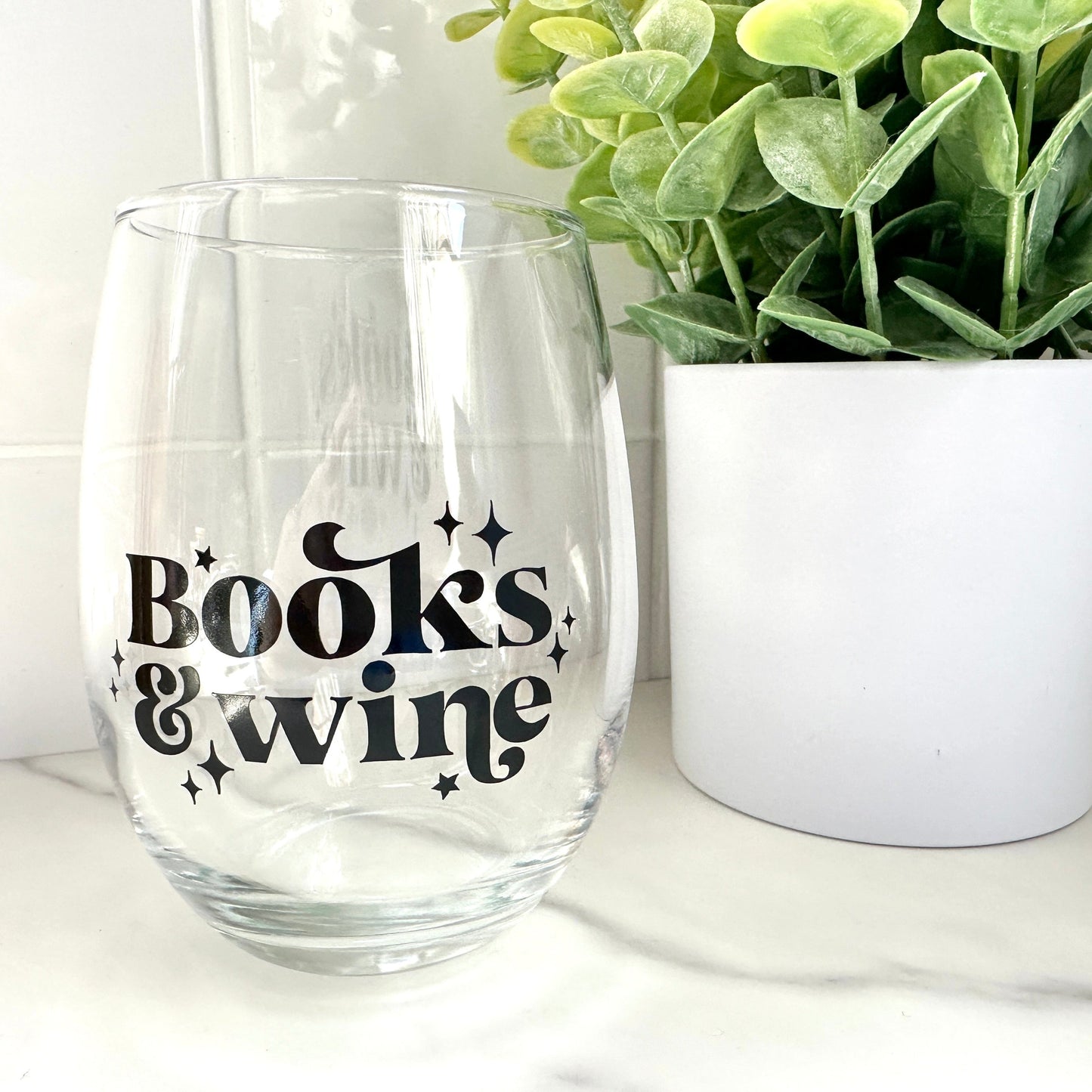 wine glass for reader