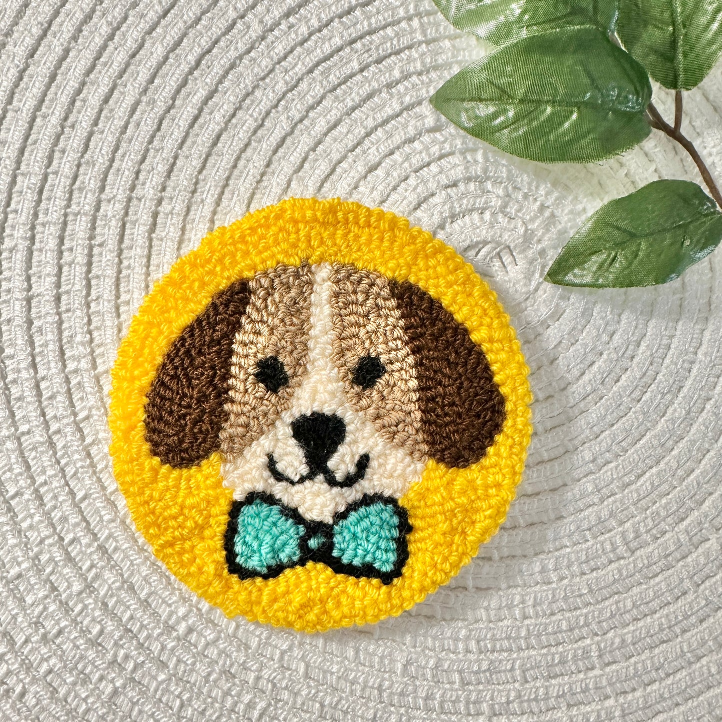 handtufted coaster with dog design
