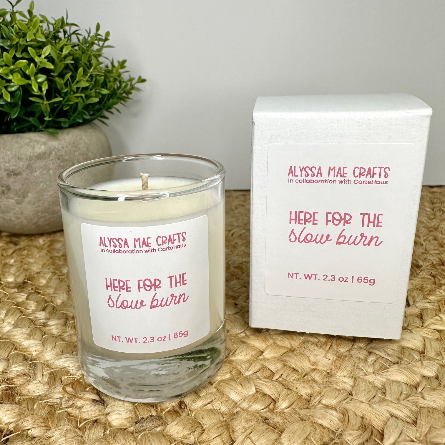 romantasy candle with box