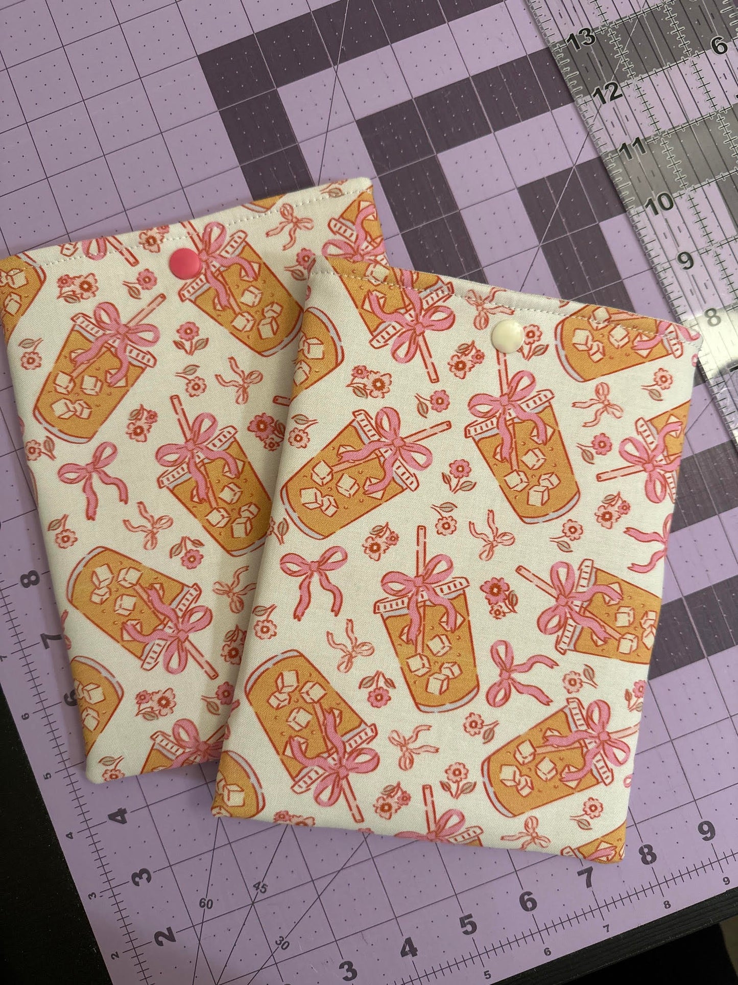 Custom Iced Coffee and Bows E-Reader Sleeve