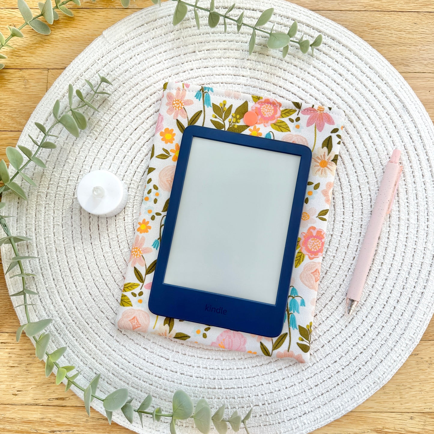 floral e-reader cover with decorative elements