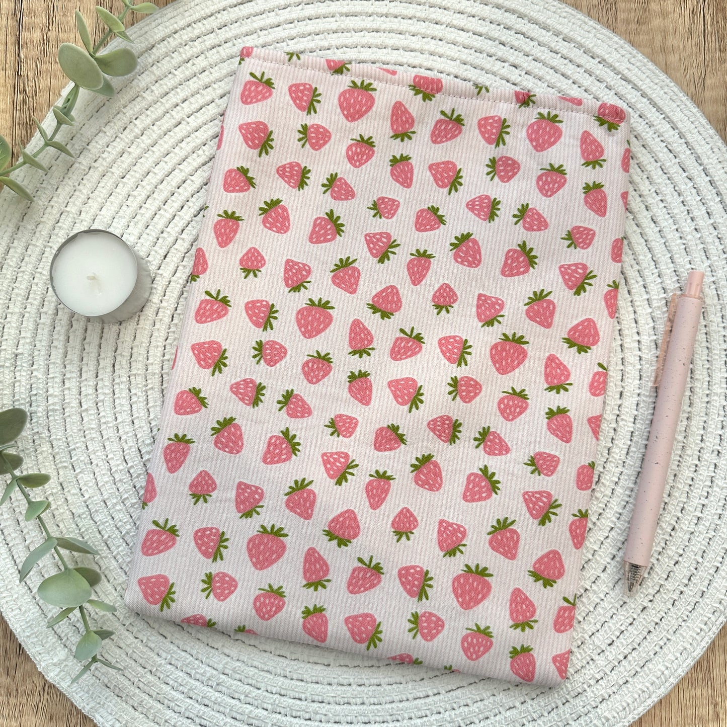 strawberry cotton book sleeve for readers